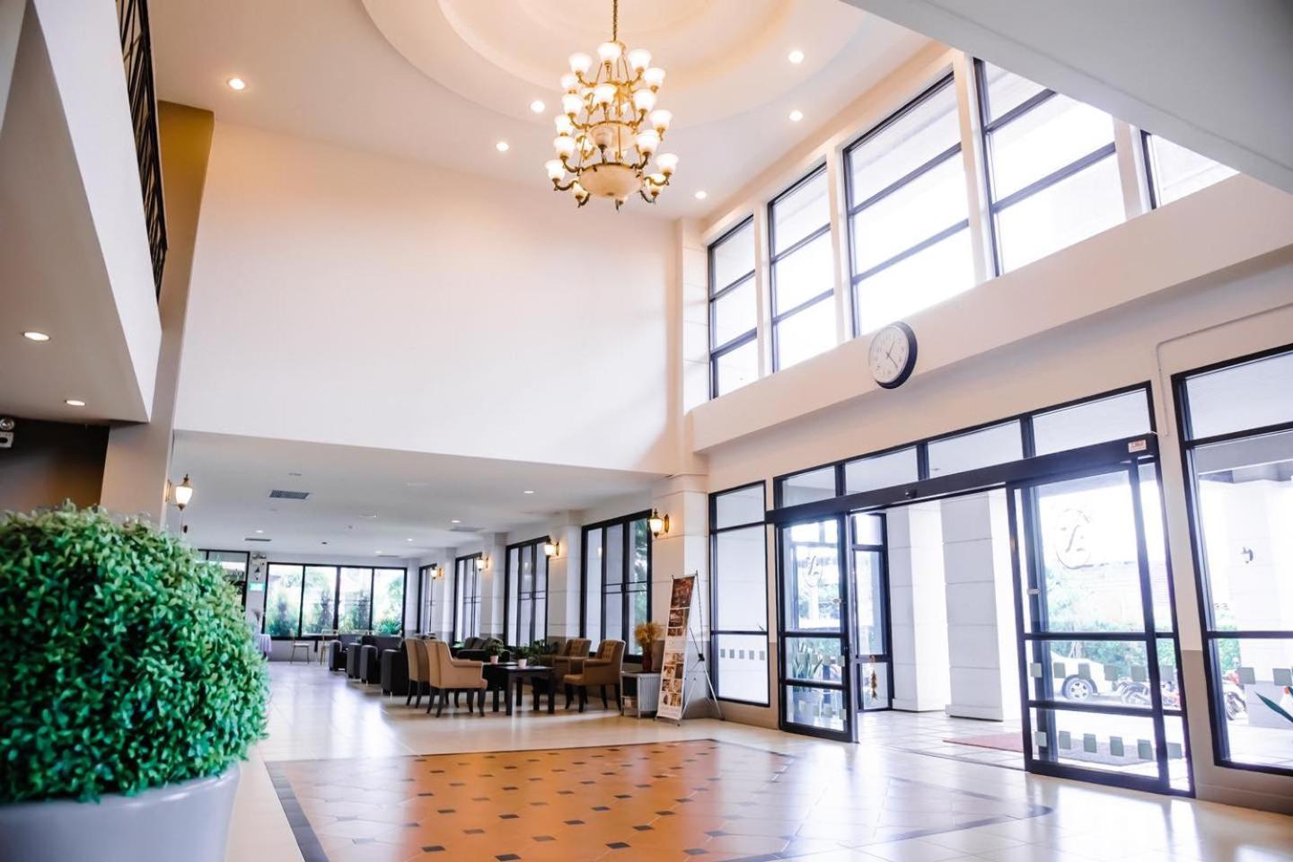 Nipa Garden Hotel Surat Thani Dış mekan fotoğraf