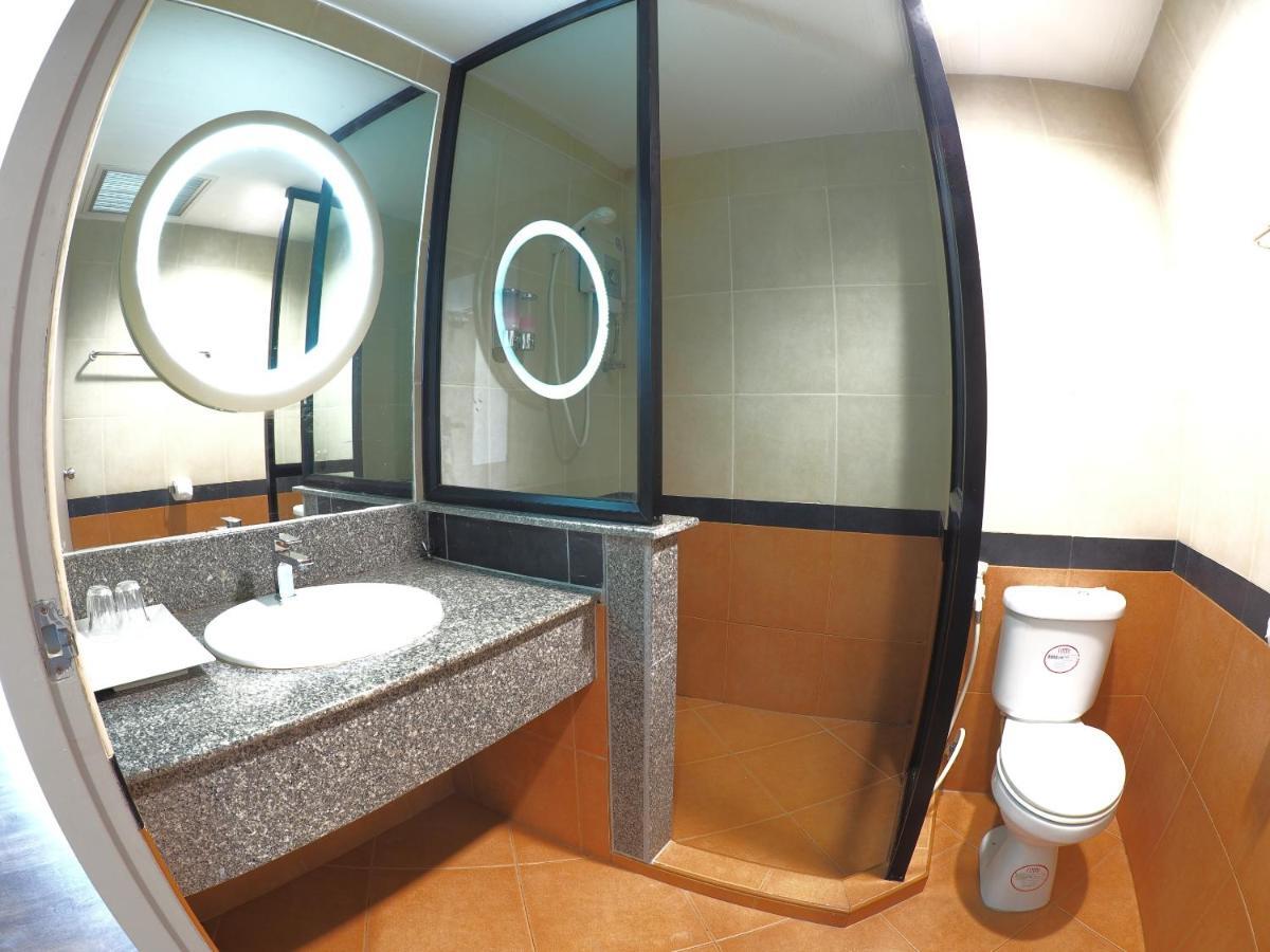 Nipa Garden Hotel Surat Thani Dış mekan fotoğraf